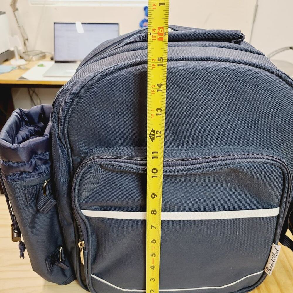 Backpack Picnic set for 4 'Picnic At Ascot'  **NEVER USED**